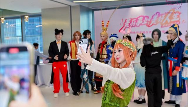 有5亿年轻人的二次元，美妆如何真正入圈？
