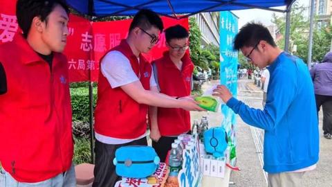 警力、医护、志愿者齐上阵，成都倾力守护每一位高考学子