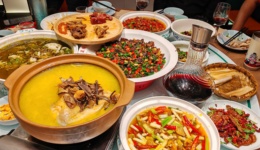 小菜园、老乡鸡带头转型，餐饮生意重回堂食时代