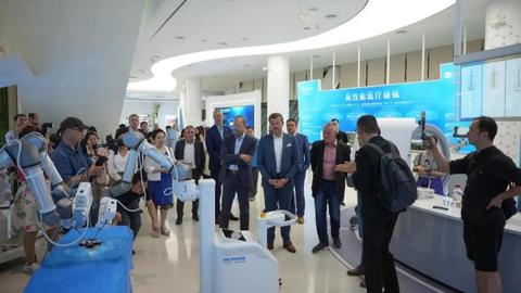 APEC时间到，外国人眼中的成都“长”啥样？