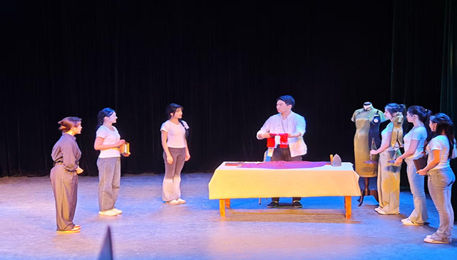 一针一线见匠心 安徽文达学生用原创话剧演“活”非遗传承故事