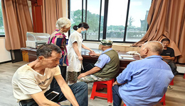 黄山市徽州区：汛期科普护平安 义诊到家暖民心