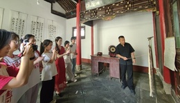 西安培华学院学子赴何家营开展西安鼓乐活态传承与保护实践活动