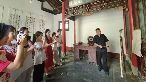 西安培华学院学子赴何家营开展西安鼓乐活态传承与保护实践活动