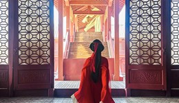横店298元拍短剧火了，退休阿姨们的新快乐找到了