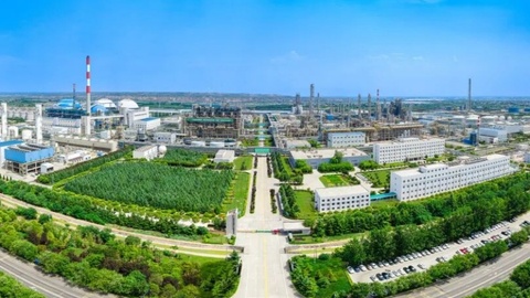 建设机械“跨界”，收购陕西煤制烯烃“链主”