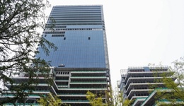 云拓商务中心正式封顶，西安高新丝路科学城总部经济能级跃升