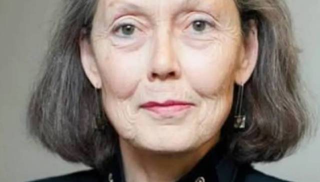 特别策划 | 诺贝尔文学奖得主安妮·卡森：诗歌是那火燎全身、飞速穿堂而过的人