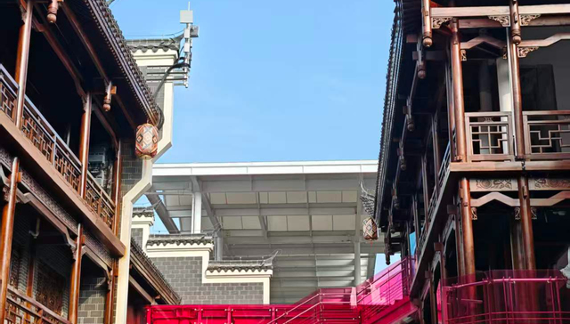 24亿大庸古城“复活”：涌入百万客流，张家界旅游半年利润暴涨10倍