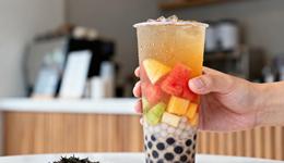 从“喝到”到“吃到”，新茶饮第一口之争变了
