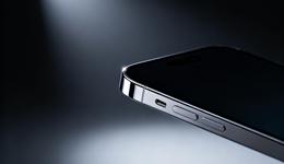 iPhone全面逼近万元线，折叠屏和AI，中国用户都要等