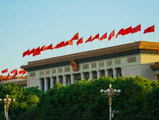 外企看两会：政策及建言释放积极信号，坚定投资中国的信心