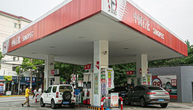 油电联手，中国石化和宁德时代拟合建万座换电站