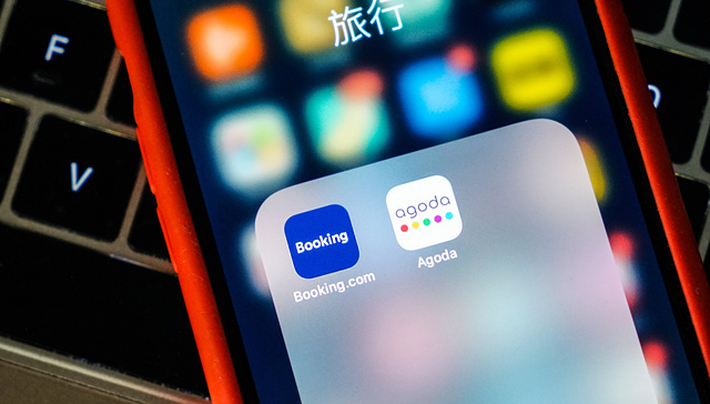 Booking,Expedia,Airbnb