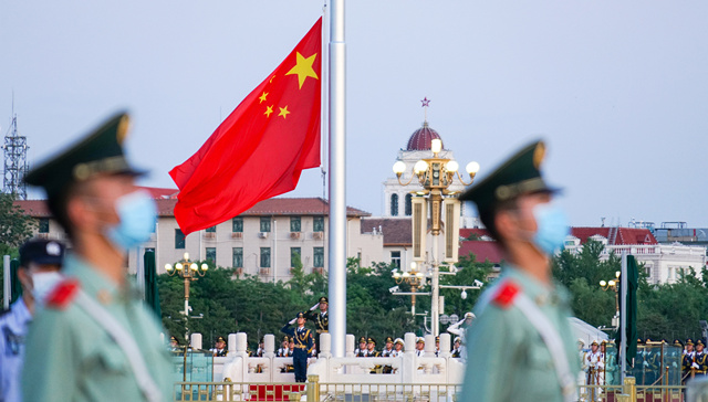 阅兵领导小组办公室副主任吴泽棵：高超精打、新型无人机等新型装备将在九三阅兵首次“亮相”