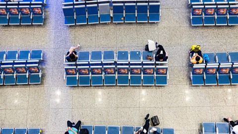 五一假期，我飞不走了