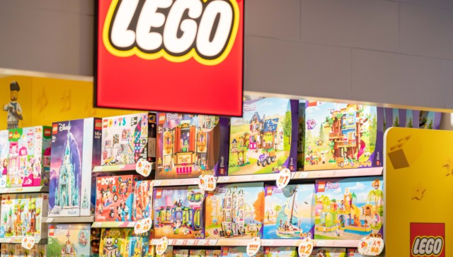 乐高新品二手价跌近200元，有玩家称转战Labubu