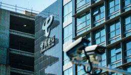 深度解读三大运营商半年度财报：税改“寒霜”下谋突围
