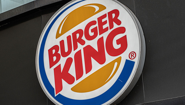 系统崩了引热议，汉堡王一天两次道歉