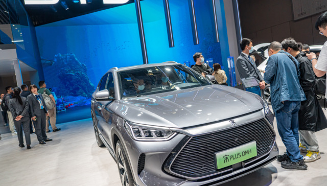 比亚迪涨停市值暴增800亿，下周将开智能化战略发布会