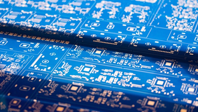 财说| 营收增长、净利承压，一博科技的三季报透露哪些信息？