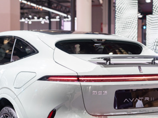 阿维塔回应赛豆新品牌AIVA“撞脸”：保留追责权