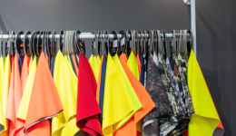 为什么我们的衣服越来越难买了？