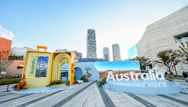 澳大利亚旅游局全球首发新篇章，授予于适“澳大利亚之友”荣誉