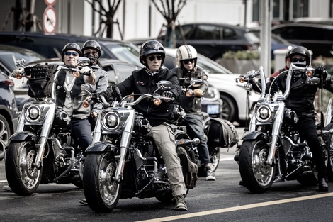 【特写】张雪热背后：骑行者与中国机车俱乐部